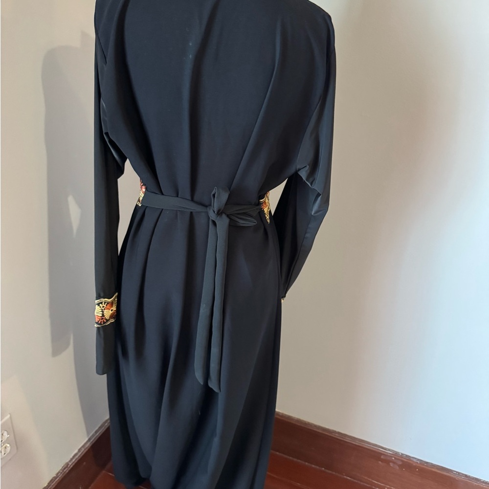 Elegant Black and Gold Women's Dress#abaya - Picture 4 of 4